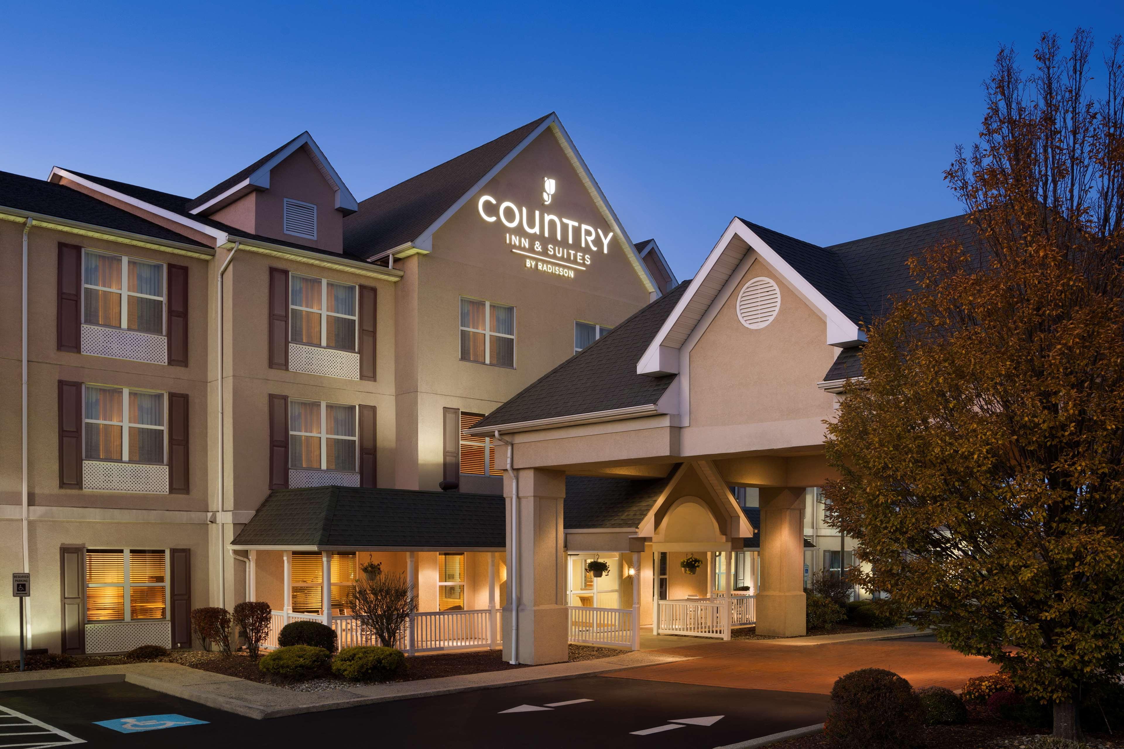Hotel Country & By Radisson, Frackville 3*