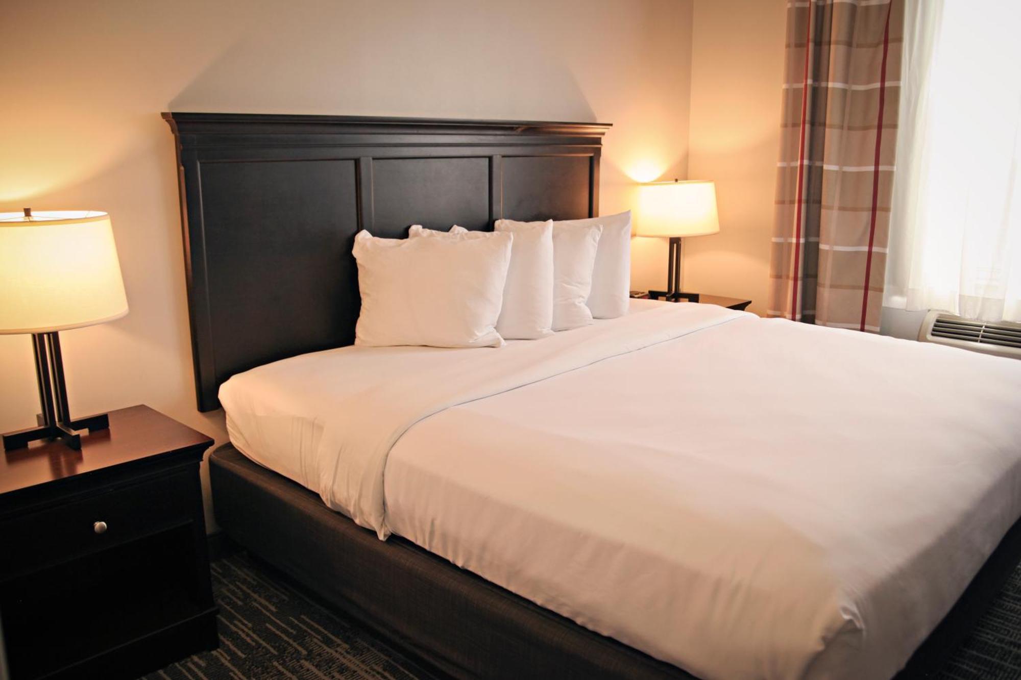 Country & By Radisson, Frackville 3*